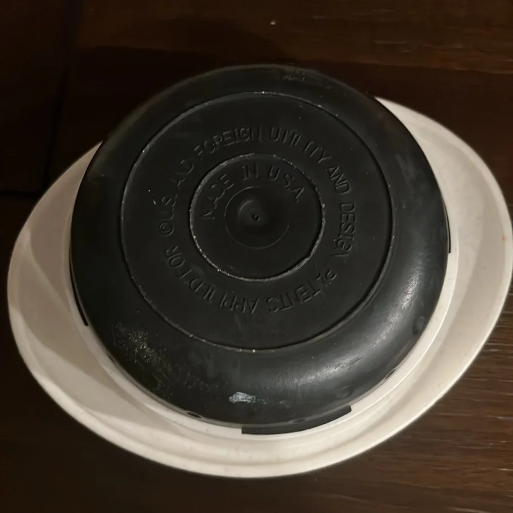 Non-Slip Plastic Dog Bowl